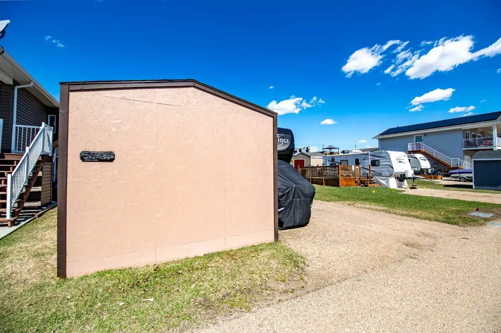 25054 South Pine Lake Road Rural Red Deer County AB T0M 1J0