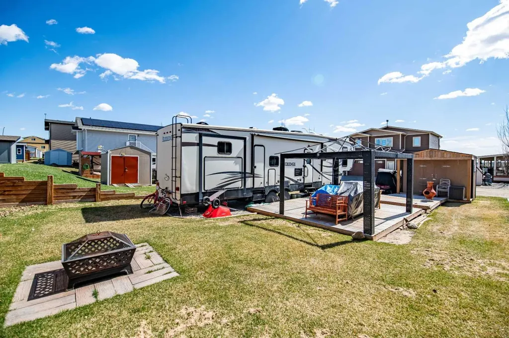 25054 South Pine Lake Road Rural Red Deer County AB T0M 1J0