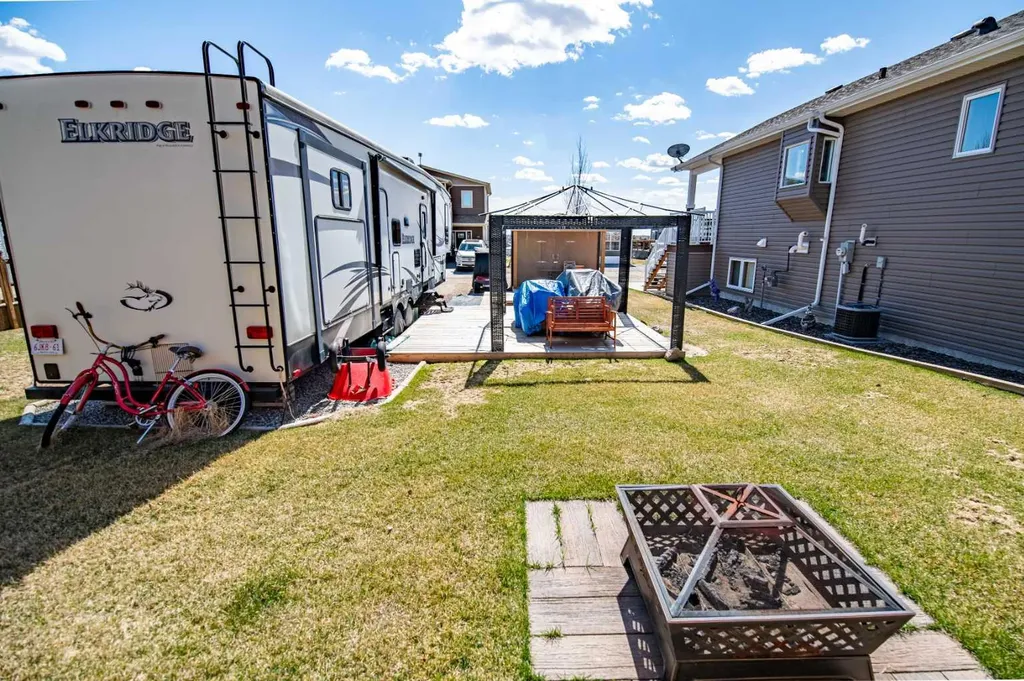 25054 South Pine Lake Road Rural Red Deer County AB T0M 1J0
