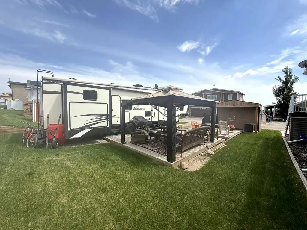 25054 South Pine Lake Road Rural Red Deer County AB T0M 1J0