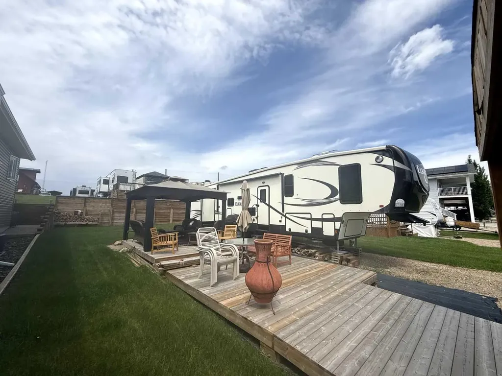 25054 South Pine Lake Road Rural Red Deer County AB T0M 1J0