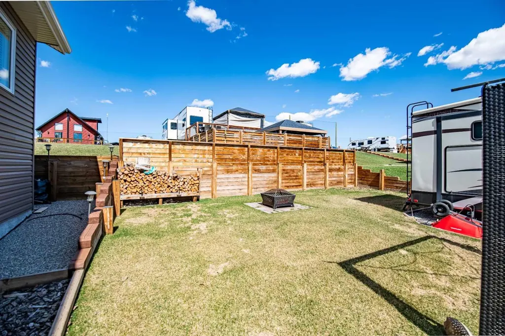 25054 South Pine Lake Road Rural Red Deer County AB T0M 1J0