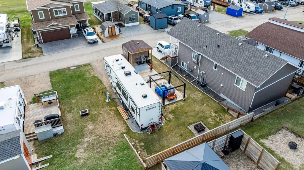 25054 South Pine Lake Road Rural Red Deer County AB T0M 1J0