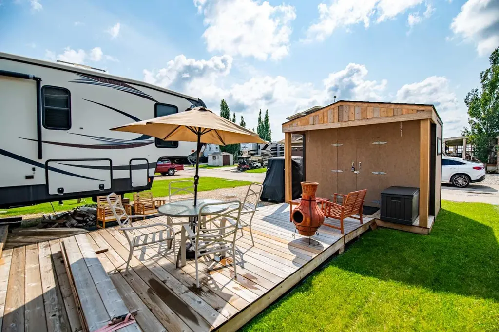 25054 South Pine Lake Road Rural Red Deer County AB T0M 1J0
