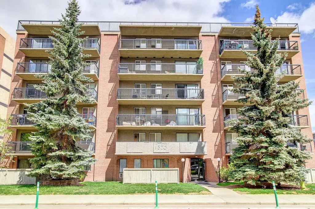 1320 12 Avenue SW Calgary AB T3C3R6