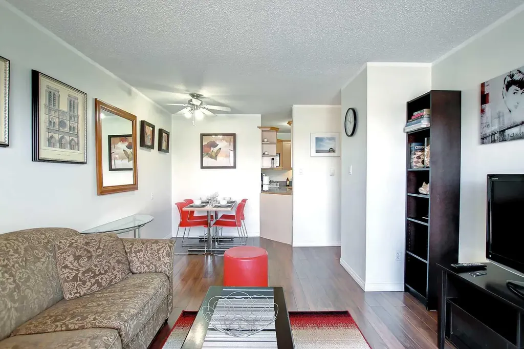 1320 12 Avenue SW Calgary AB T3C3R6