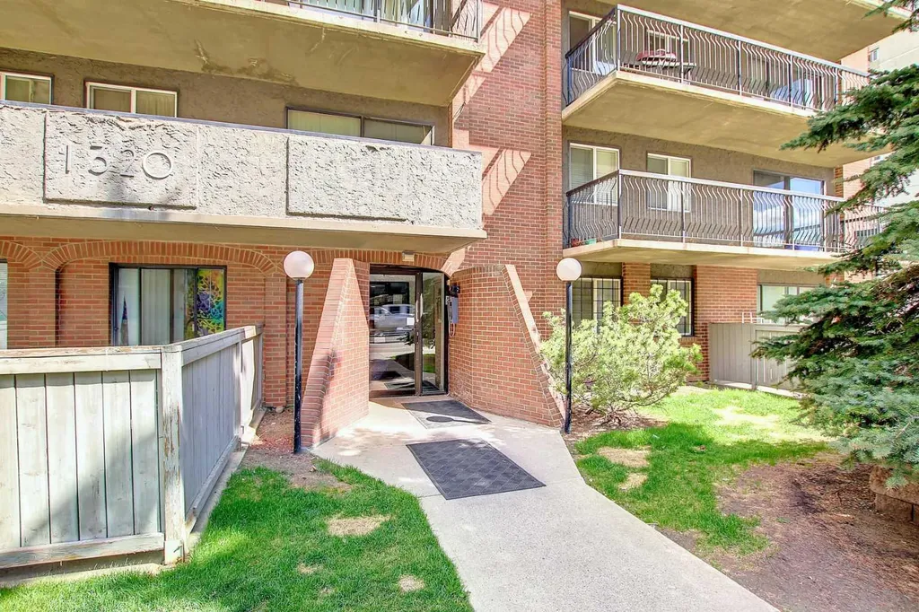 1320 12 Avenue SW Calgary AB T3C3R6