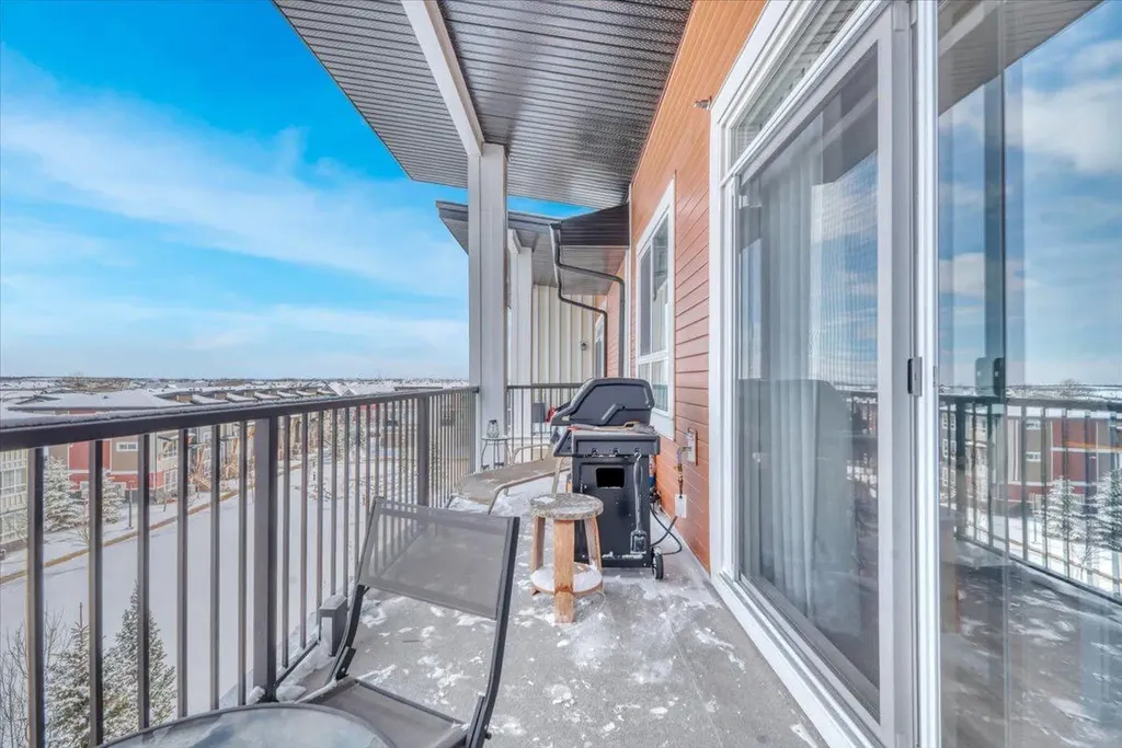 35 Walgrove Walk SE Calgary AB T2X 4S6