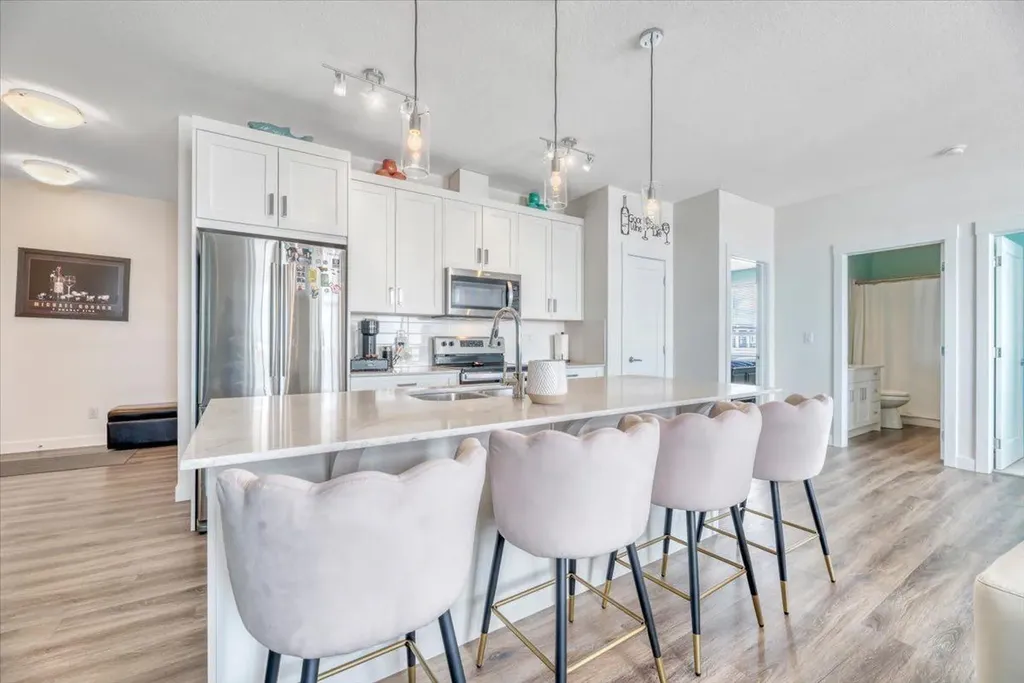 35 Walgrove Walk SE Calgary AB T2X 4S6