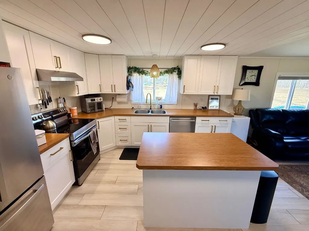 112 Trickle Creek Road La Crete AB T0H2H0