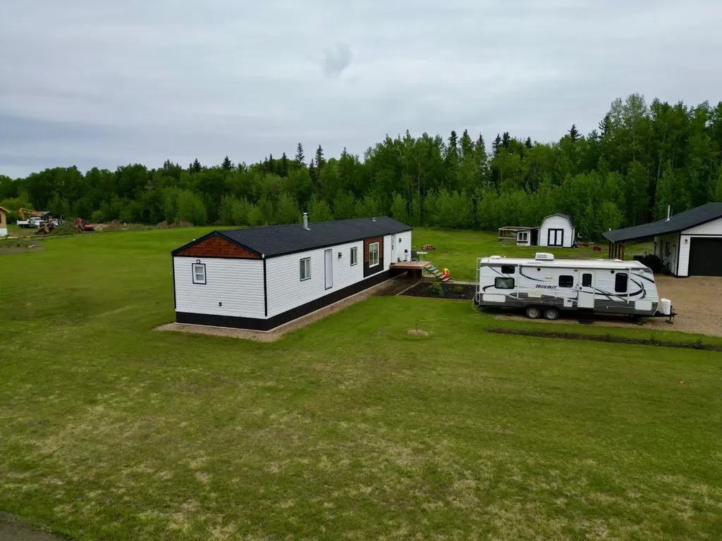 112 Trickle Creek Road La Crete AB T0H2H0