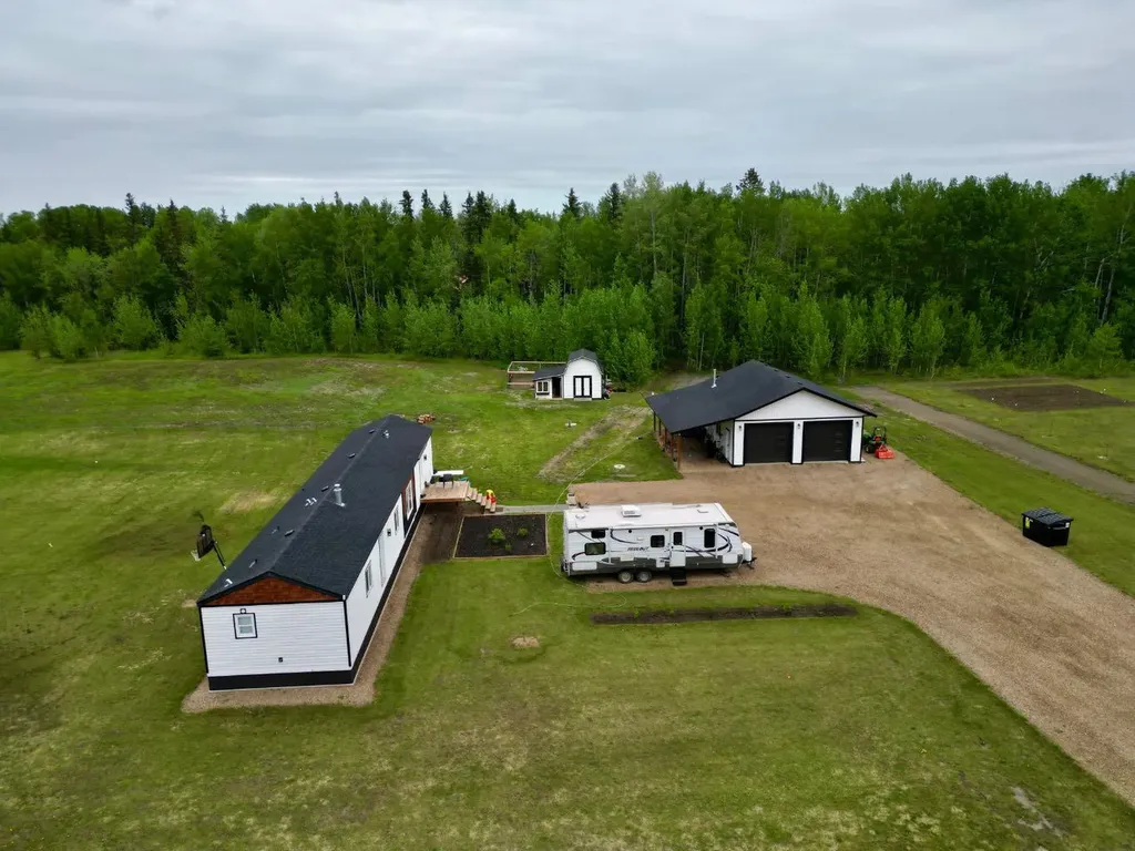 112 Trickle Creek Road La Crete AB T0H2H0