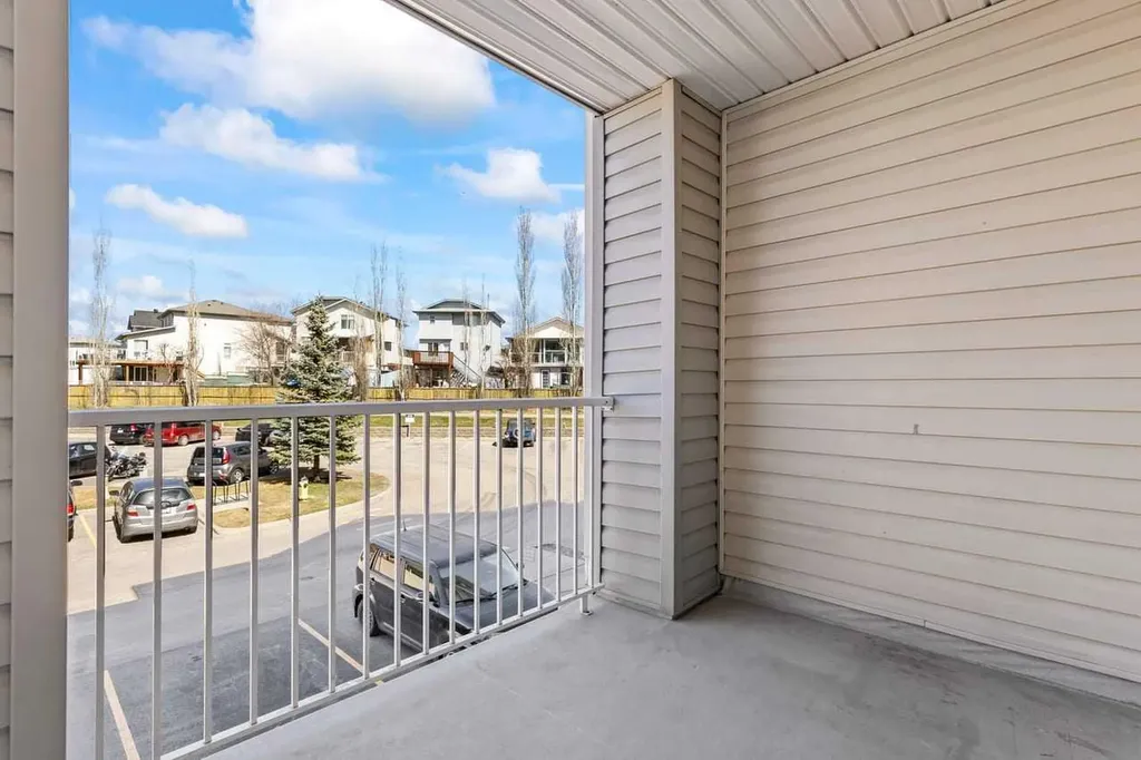1620 70 Street SE Calgary AB T2A 7Y9