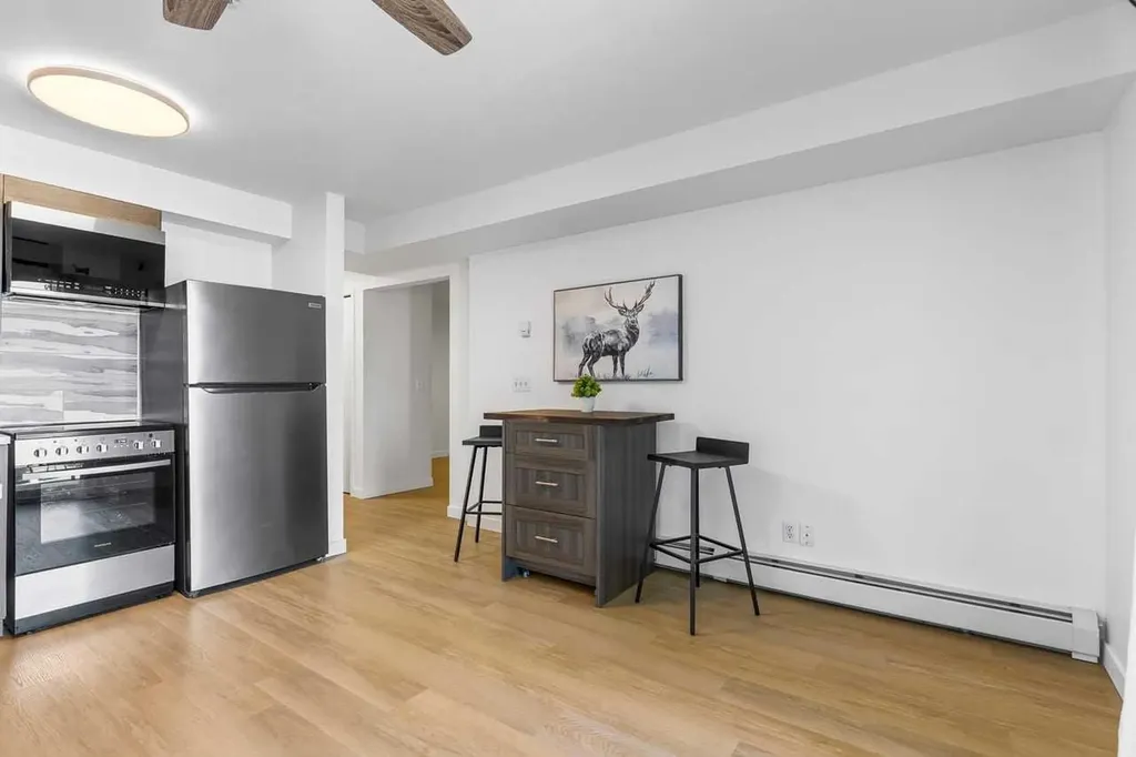 1620 70 Street SE Calgary AB T2A 7Y9