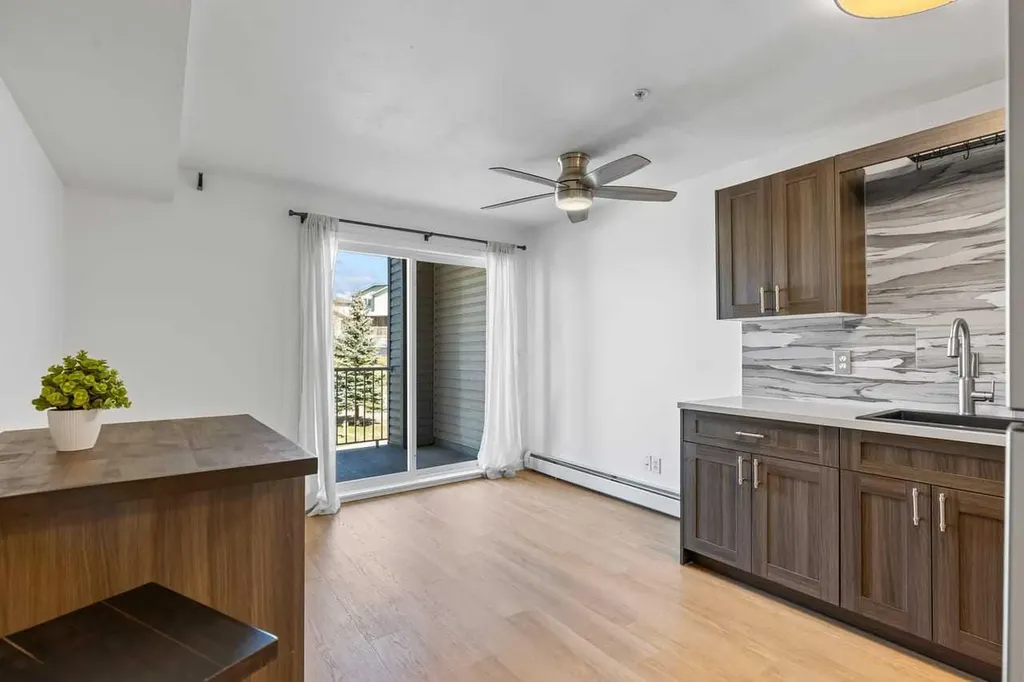 1620 70 Street SE Calgary AB T2A 7Y9