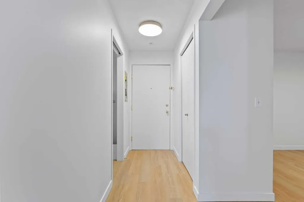 1620 70 Street SE Calgary AB T2A 7Y9
