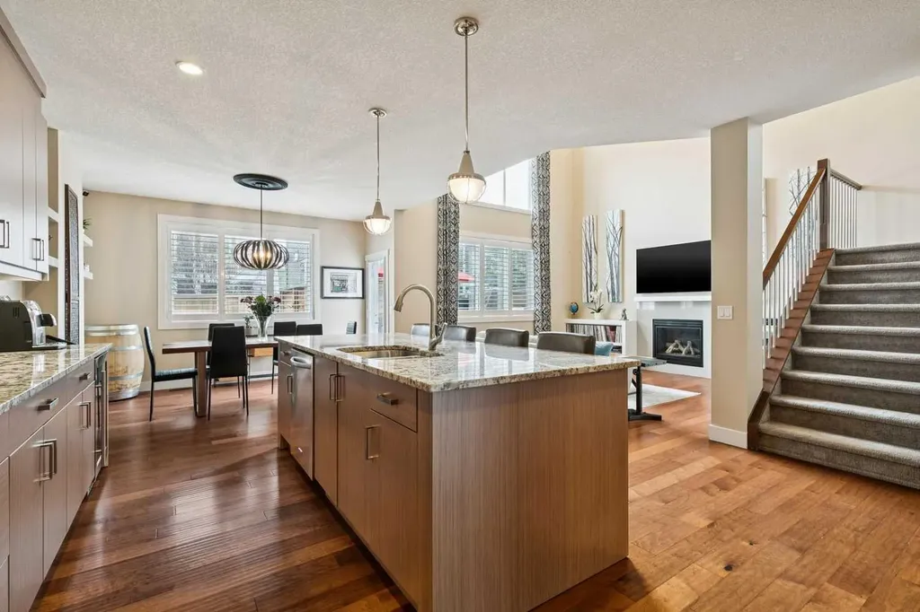 36 Ridge View Close Cochrane AB T4C 0J2