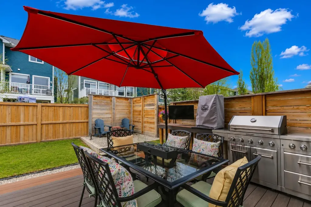 36 Ridge View Close Cochrane AB T4C 0J2