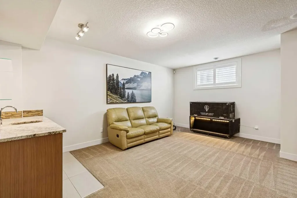 36 Ridge View Close Cochrane AB T4C 0J2