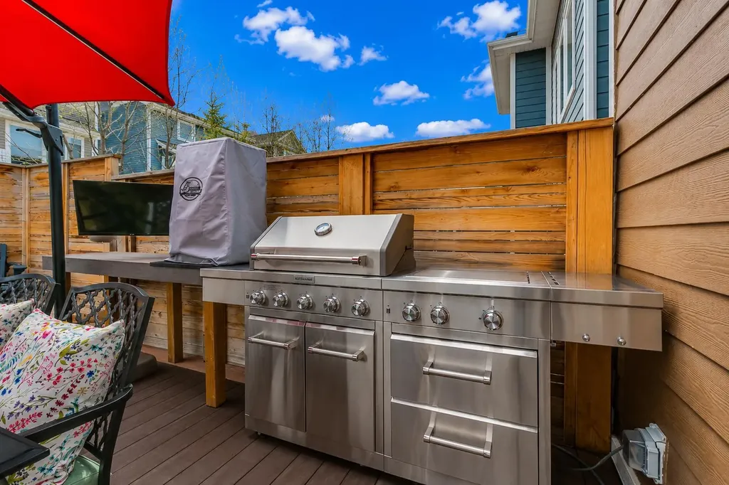 36 Ridge View Close Cochrane AB T4C 0J2