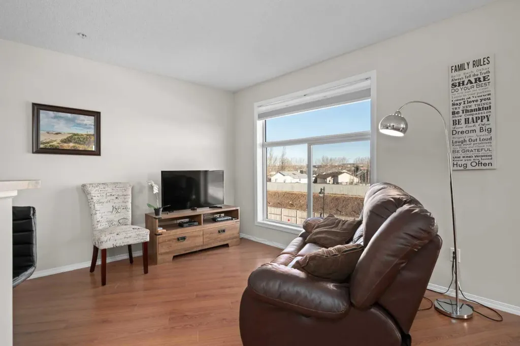 700 Willowbrook Road NW Airdrie AB T2B2B7
