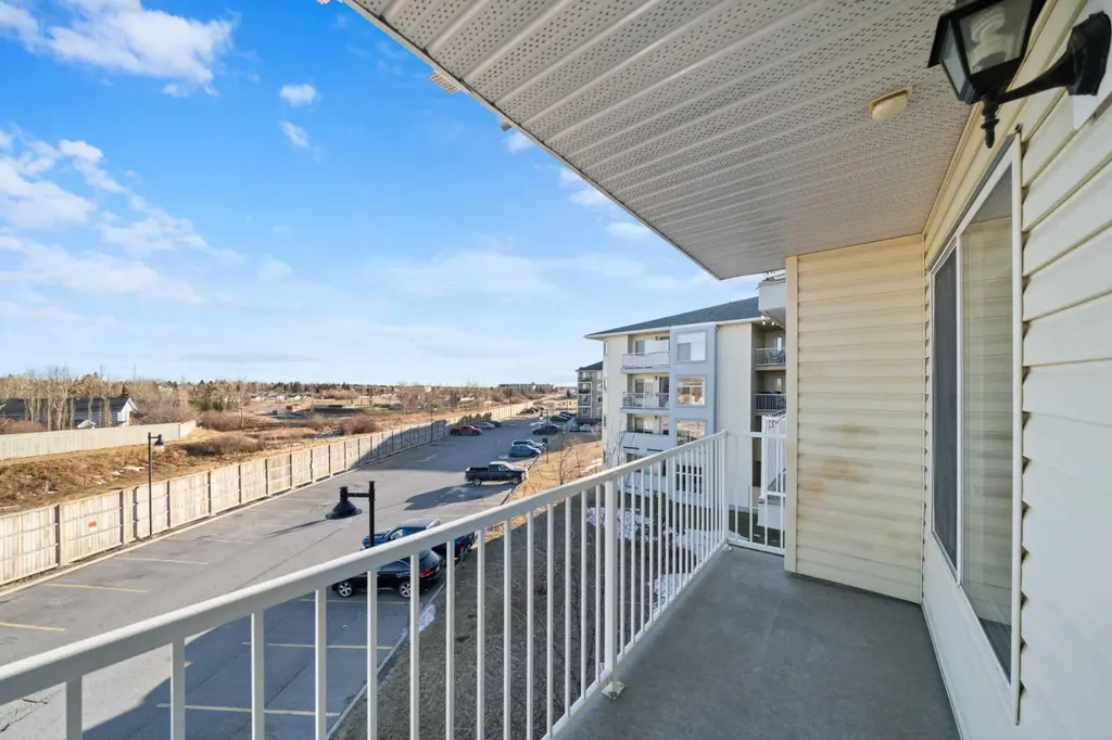 700 Willowbrook Road NW Airdrie AB T2B2B7