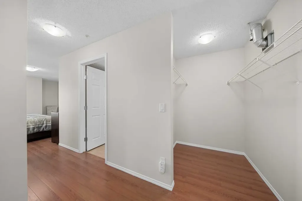 700 Willowbrook Road NW Airdrie AB T2B2B7
