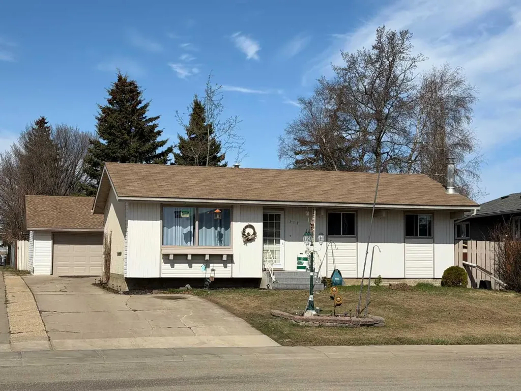 312 12 Street SE Slave Lake AB T0G 2A3