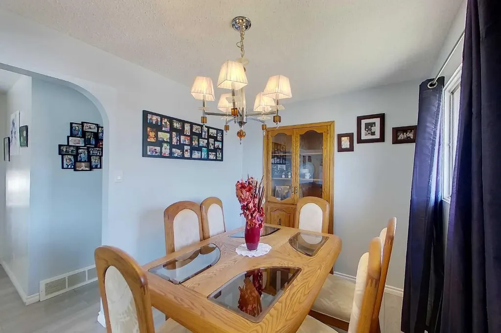 312 12 Street SE Slave Lake AB T0G 2A3