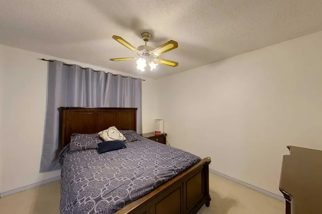 312 12 Street SE Slave Lake AB T0G 2A3