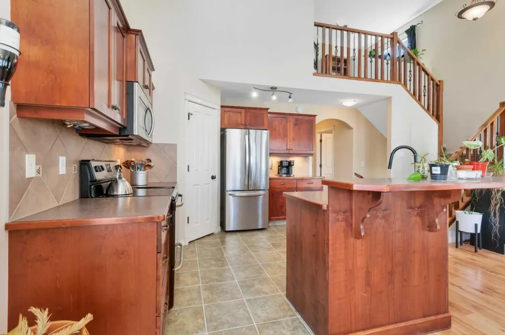 100 Wade Close Red Deer AB T4N 7E6