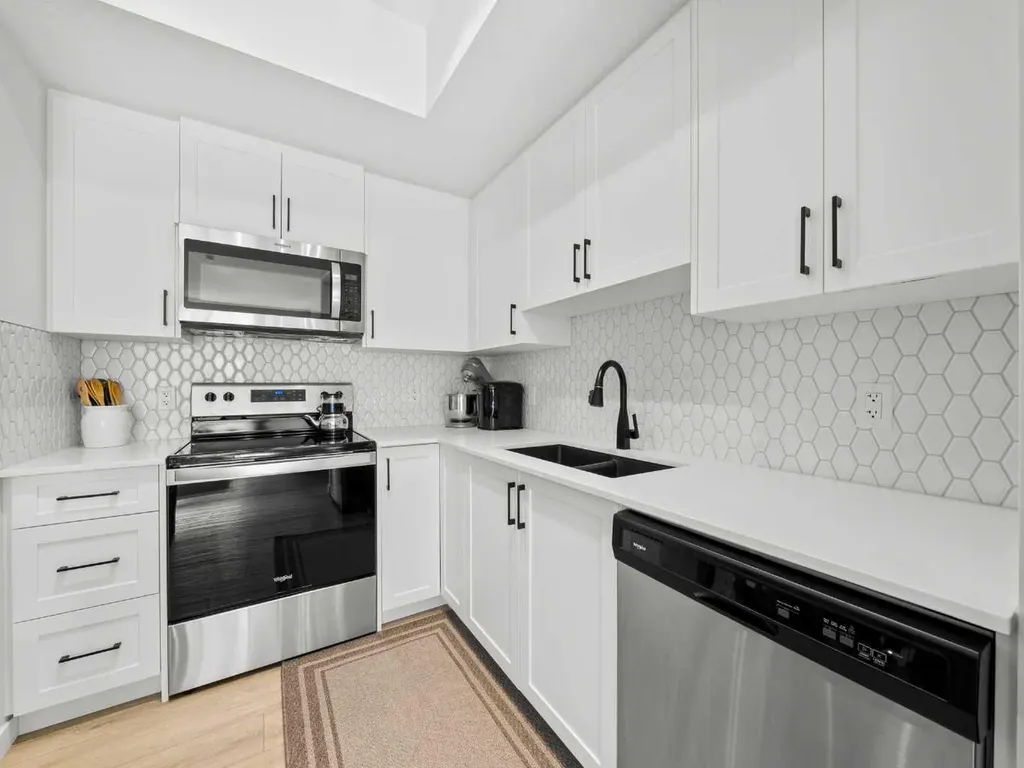 3727 Sage Hill Calgary AB T3R 1T7
