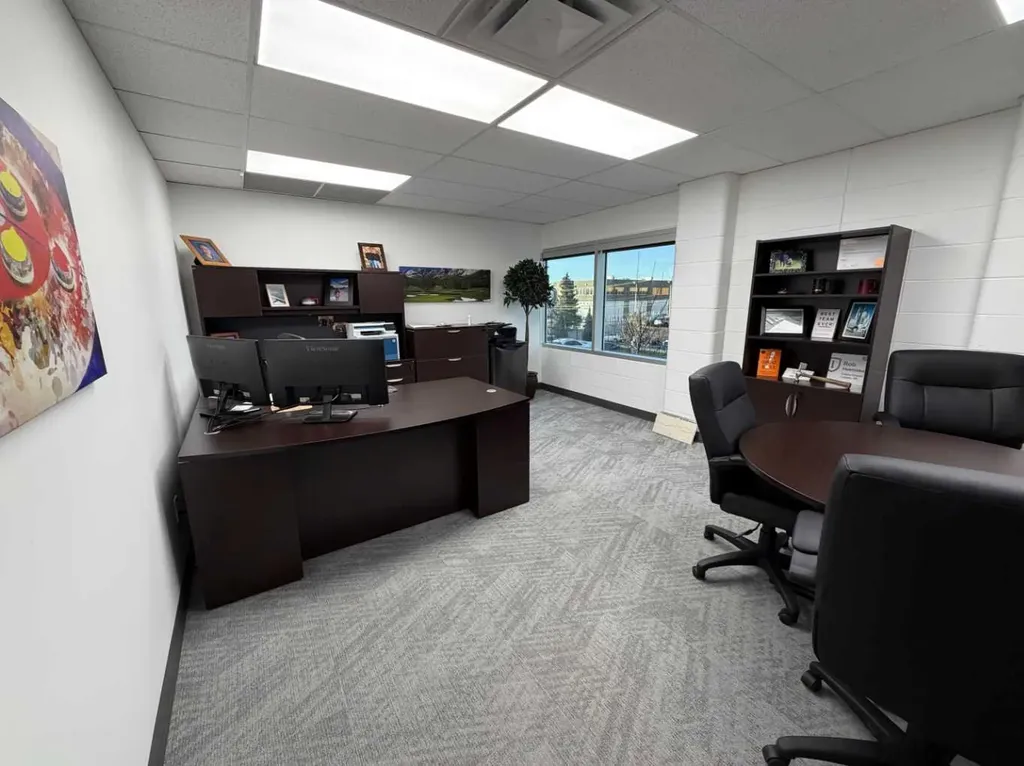 2315 30 Avenue NE Calgary AB T2E 7C7