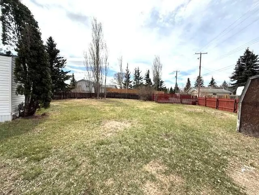 4908 46 Street Hardisty AB T0B 1V0