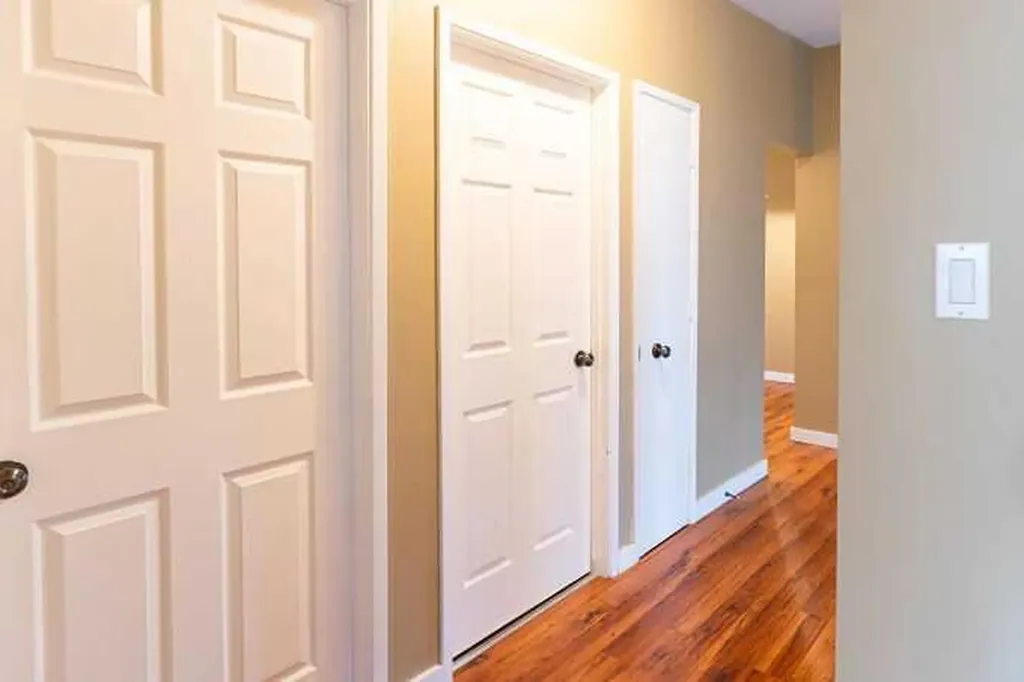 801 Canfield Way SW Calgary AB T3W 1K4