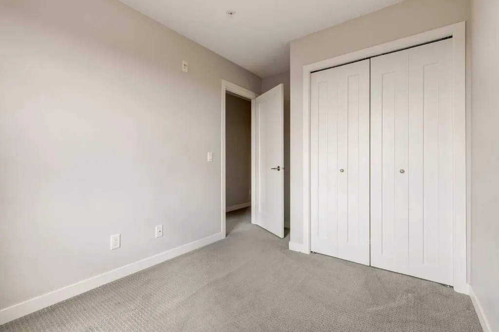 10 Westpark Link Calgary AB T3H 0Y5