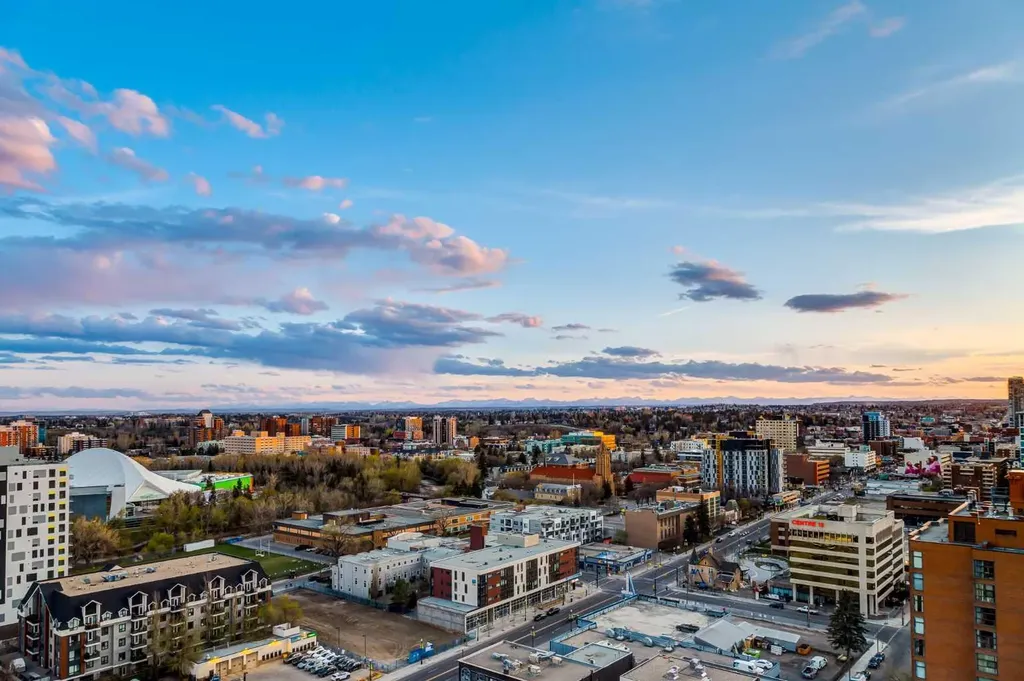 210 15 Avenue SE Calgary AB T2G0B5