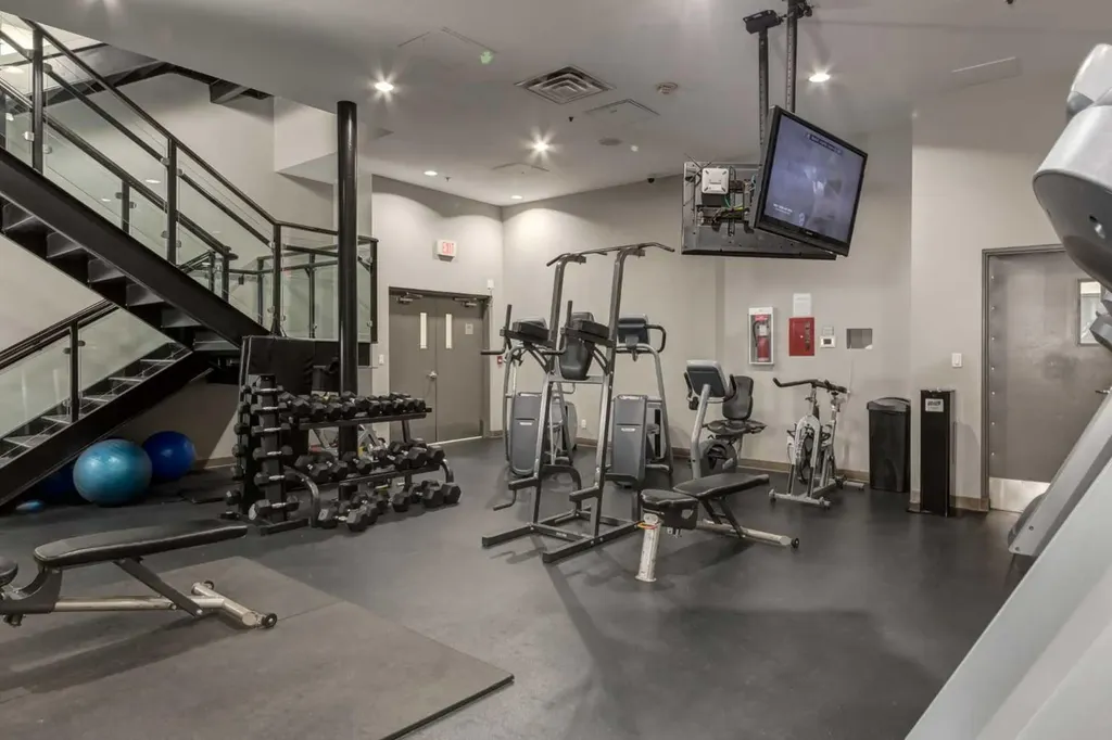 210 15 Avenue SE Calgary AB T2G0B5