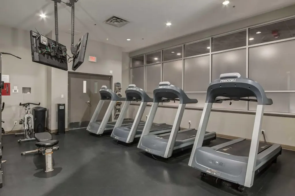 210 15 Avenue SE Calgary AB T2G0B5