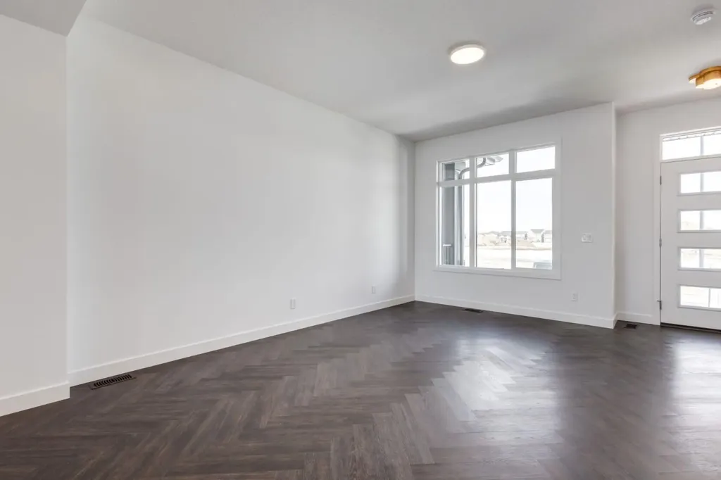 219 Sora Boulevard SE Calgary AB T3S 0M1