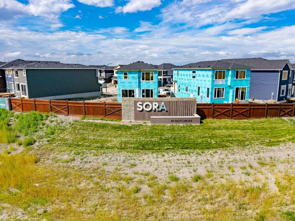219 Sora Boulevard SE Calgary AB T3S 0M1