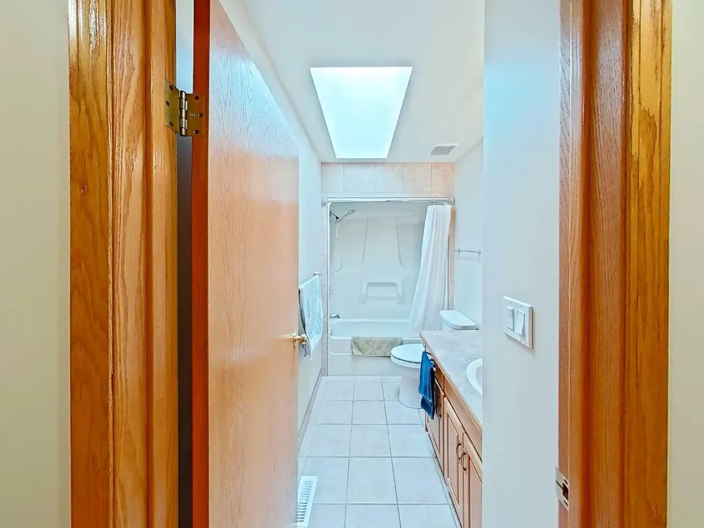 7006 61 Street Rocky Mountain House AB T4T1M2