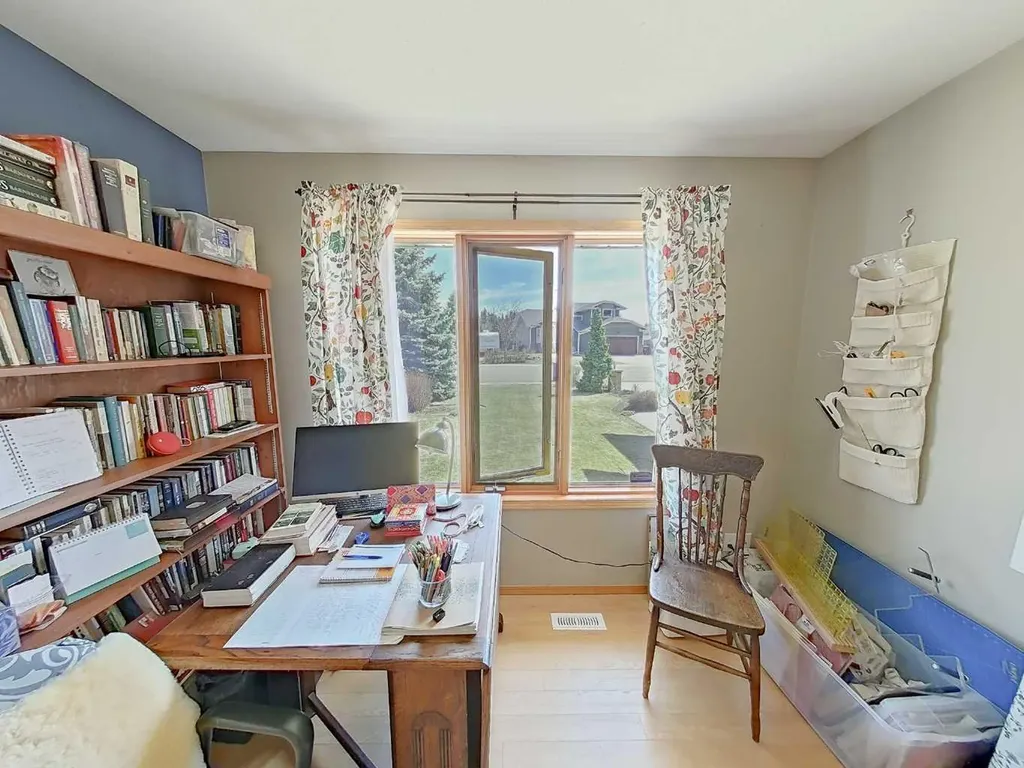 7006 61 Street Rocky Mountain House AB T4T1M2