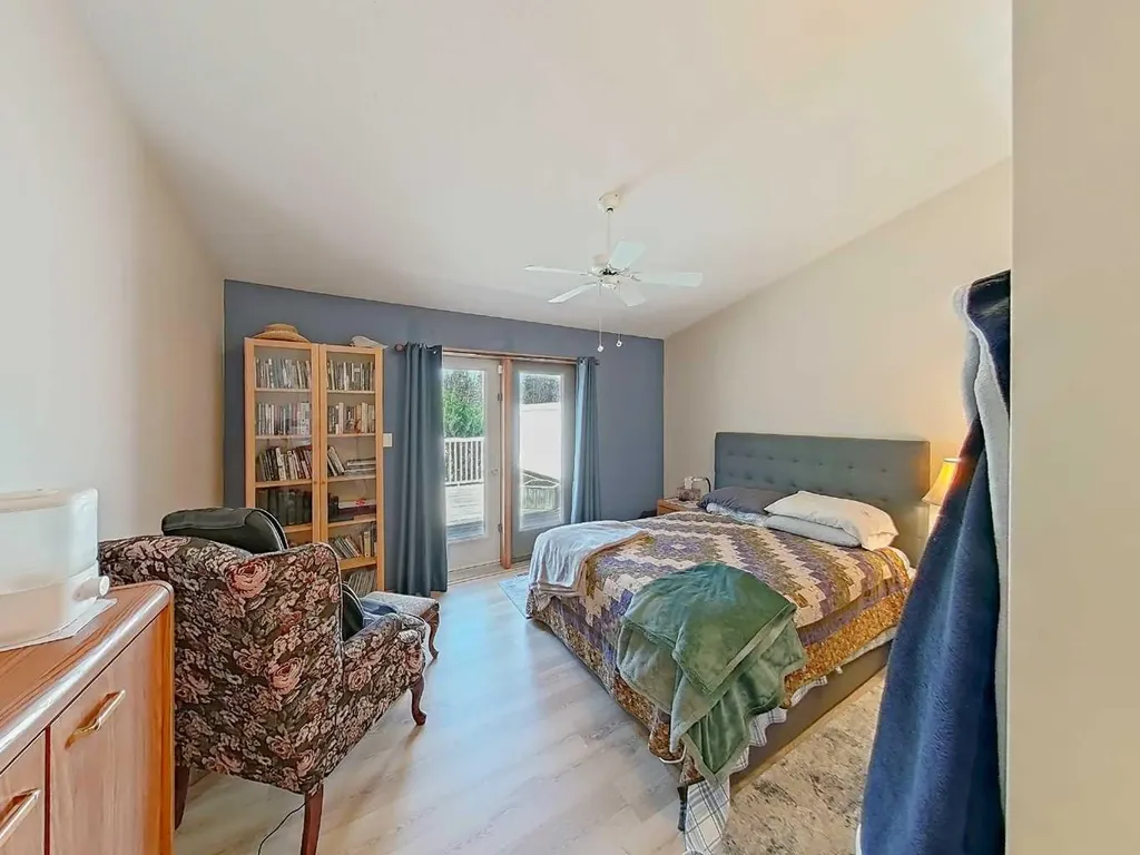 7006 61 Street Rocky Mountain House AB T4T1M2