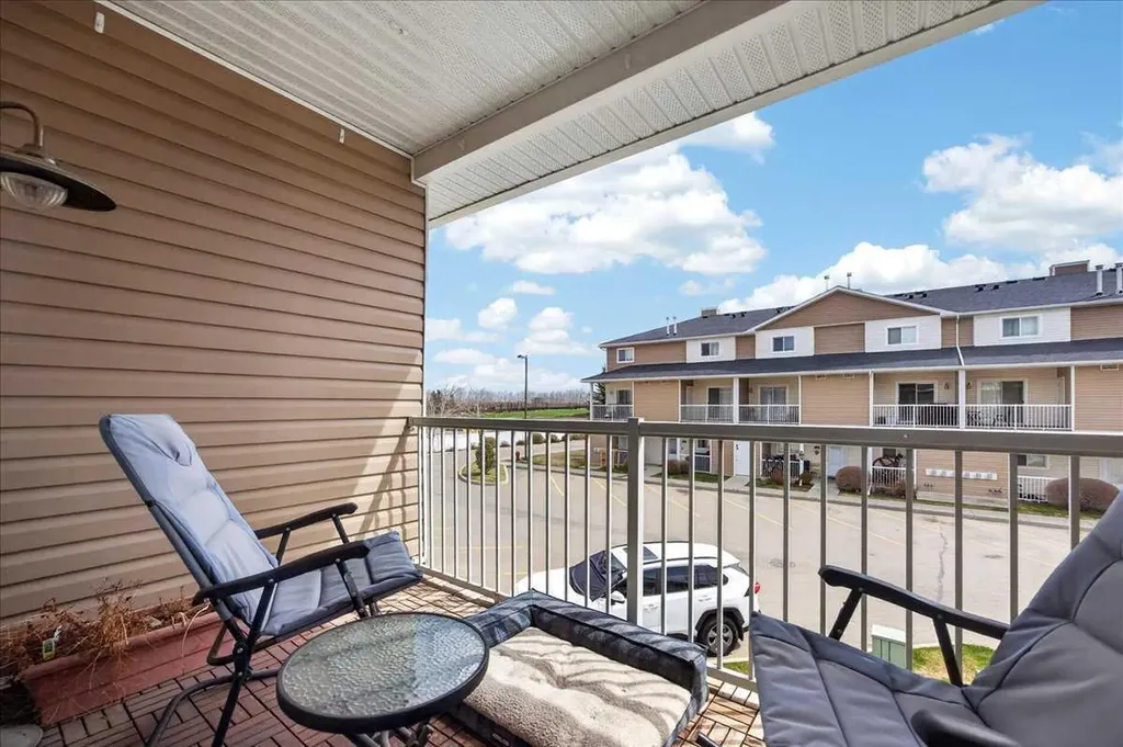 349 Sunrise Terrace NE High River AB T1V 0C4