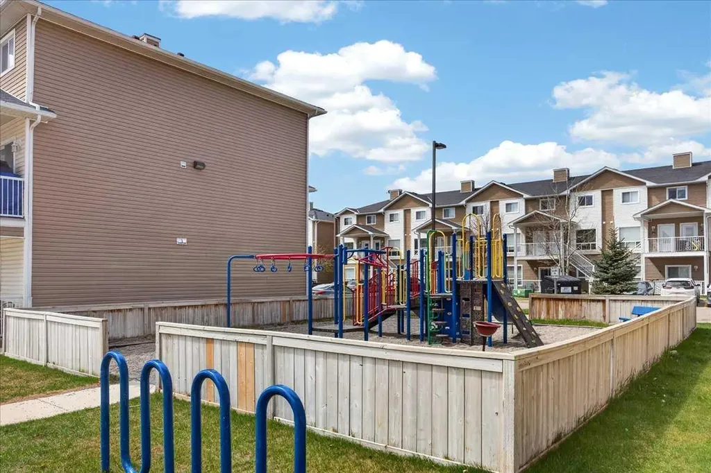 349 Sunrise Terrace NE High River AB T1V 0C4