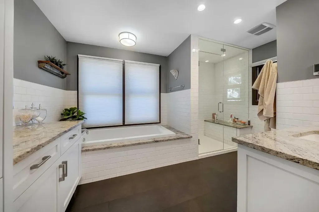 2007 Glenwood Drive SW Calgary AB T3E 3Y7