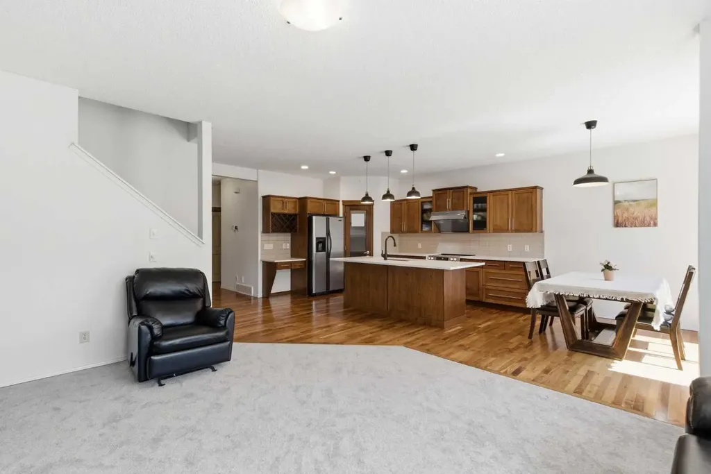 69 Everoak Circle SW Calgary AB T2Y 0A1