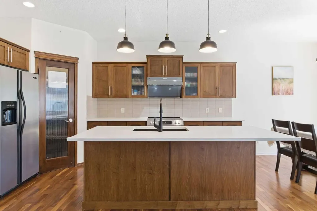 69 Everoak Circle SW Calgary AB T2Y 0A1