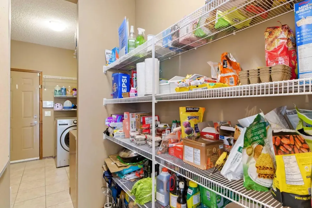 69 Everoak Circle SW Calgary AB T2Y 0A1
